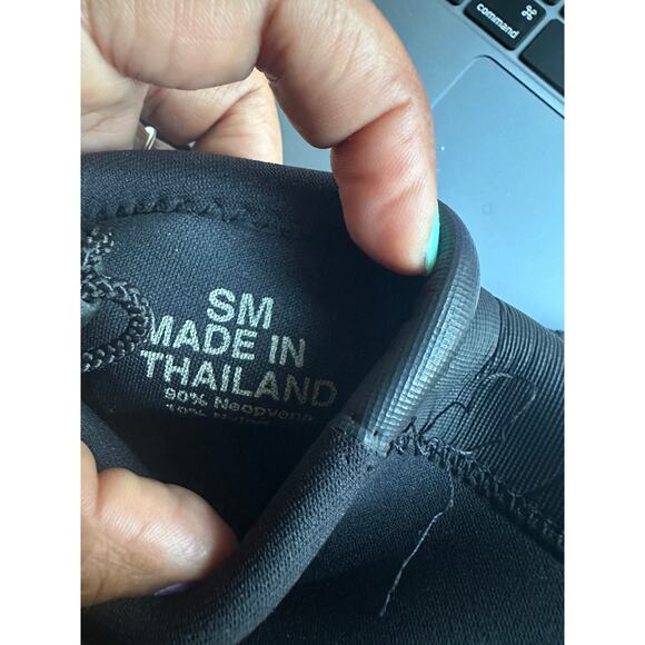 Yamaha Neoprene Water Shoes UNISEX size 6/7 - Picture 5 of 5